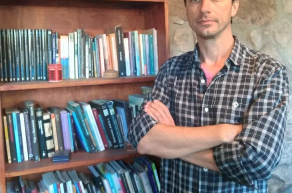 Luciano Manti��n, Doctor en Antropolog�a,