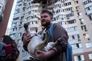 Rusia desata un bombardeo masivo sobre Ucrania y Zelenski lanza una advertencia: "Atacaron casi todo el pas"