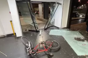 Militantes kirchneristas destrozaron las instalaciones de TN y Canal 13