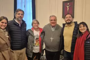 Mdicos del Garrahan llevaron su reclamo salarial al Episcopado y pidieron apoyo