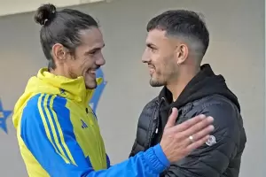 Sonre Boca: Paredes acept la oferta contractual y volver al club tras 11 aos: