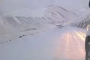 Advierten sobre peligros en el camino minero por nevadas