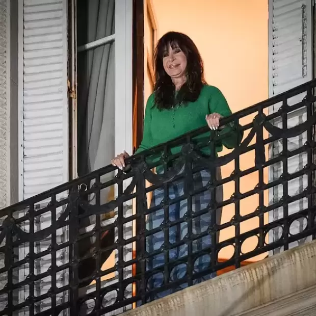 Causa Vialidad: CFK present� nuevos recursos para evitar el decomiso de sus bienes