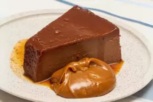 Paso a paso: Cmo preparar flan casero de chocolate?