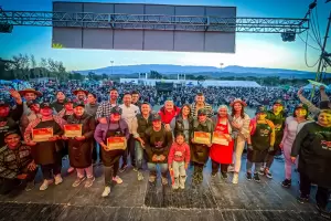 Exitosa fiesta municipal del tamal