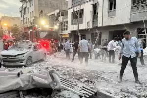 Irn contabiliza 430 muertos y 3.500 heridos por ataques israeles