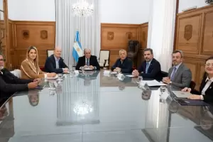 El Consejo de Mayo ya debate la reforma laboral y cambios en el sistema tributario