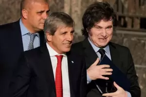 El Gobierno acelera el plan de privatizaciones: rutas, represas y empresas energticas