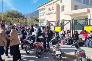 En medio de las tomas, lanzan segundo llamado para cubrir cargos en los IES