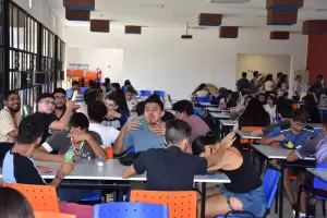 El Comedor Universitario cumpli 16 aos asistiendo a estudiantes en tiempos de crisis