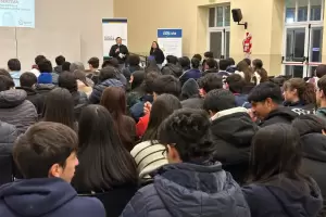 Ms de cien estudiantes se capacitaron sobre la plataforma "Mi Capital Conecta"