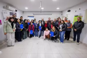 Entregaron crditos a emprendedores que participaran de la Fiesta del Poncho