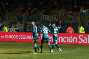 Copa Argentina: Racing venci� a San Mart�n de San Juan y sigue en carrera