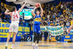 Boca se impuso en un final electrizante y empat la serie final de la Liga Nacional ante Instituto