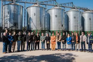 Gobierno y productores avanzan en la formalizacin del Clster de Semilleros