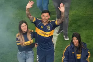 Boca present oficialmente a Paredes: "Intentar devolverles este cario con ttulos"