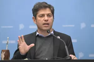 Axel Kicillof denunci a la SIDE por presunto espionaje ilegal