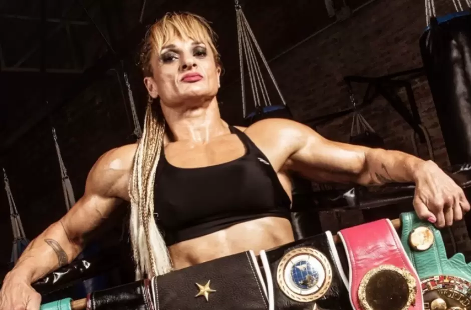 Alejandra "Locomotora" Oliveras