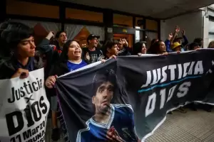 Caso Maradona: se define si el juicio por jurados contra la enfermera es declarado nulo