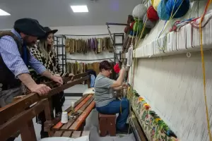 Poncho 2025: la fbrica de Alfombras abre sus puertas al pblico con un horario especial