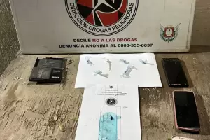 Dos detenidos y droga secuestrada tras operativos contra el narcomenudeo