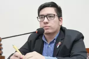 La Justicia orden el secuestro de los celulares del concejal libertario acusado de abuso sexual
