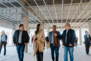Villarruel y Jalil recorrieron la obra del nuevo hospital de Beln