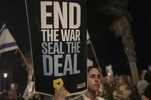 Israel intensifica su ofensiva en Gaza y ordena evacuaciones masivas