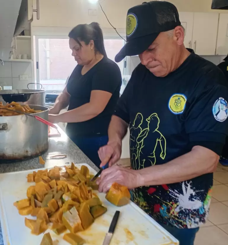 poncho asistencia policias