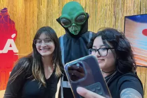 El Poncho se llen de misterio: Andalgal sorprendi con una visita de otro planeta