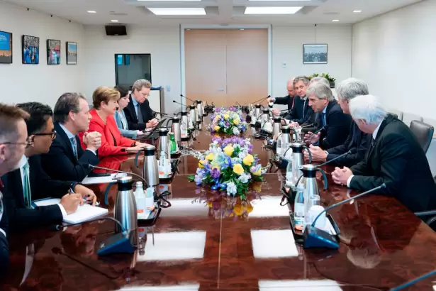 El FMI aval� los avances del equipo econ�mico: concluy� la revisi�n t�cnica en Buenos Aires