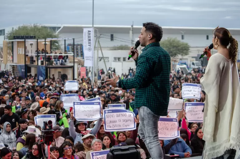 poncho 2025 locutores