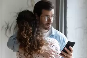 Las 10 palabras que las personas mentirosas siempre usan, segn la inteligencia artificial