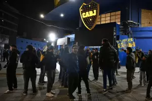 Los hinchas de Boca realizaron un banderazo contra la dirigencia