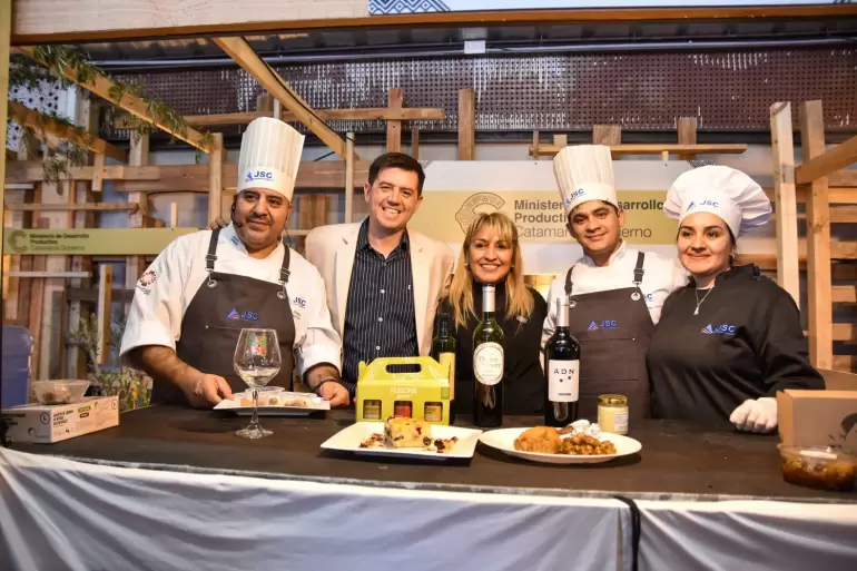 poncho 2025 delicatessen