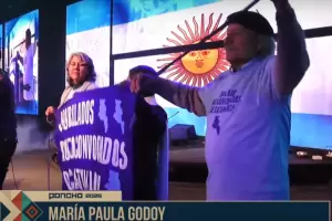 Mara Paula Godoy subi a los jubilados al Escenario Mayor y pidi acompaar sus marchas