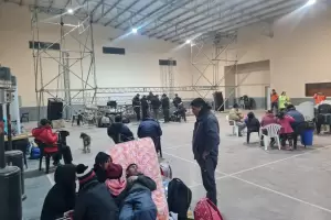 El temporal en Laguna Blanca dej 70 viviendas daadas y continua la asistencia