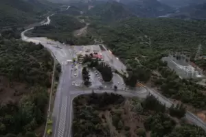 Encontraron el cuerpo de uno de los cinco mineros atrapados en El Teniente y contina el operativo de rescate