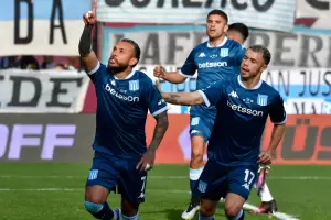 Racing gole a Riestra y se meti a cuartos de la Copa Argentina