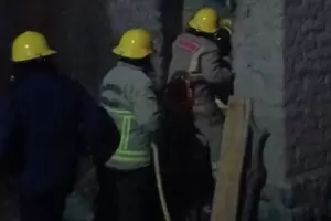 Septuagenario fue hospitalizado tras el incendio de su vivienda