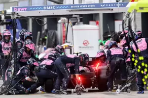 Tras el papeln en Hungra, Alpine prueba neumticos con Paul Aron