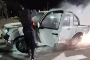 Sofocaron el incendio de una camioneta en el norte capitalino