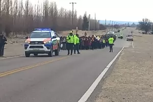 Por presencia de peregrinos, transitar con precaucin por Ruta Nacional 40