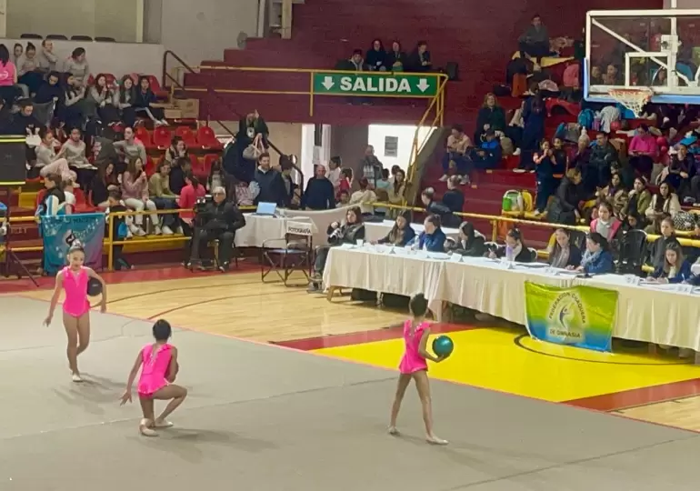 atletas ritmica subcampeonas