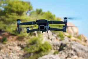 El Gobierno desregula el uso de drones y libera licencias: los detalles
