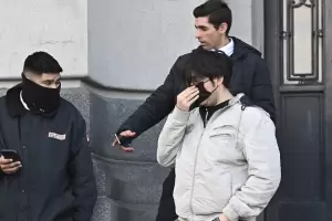 Cay de 92 a 63 la nota del mdico ecuatoriano acusado de copiarse con lentes inteligentes