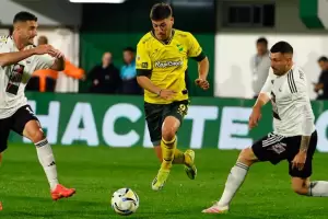 Defensa y Justicia festej� ante Riestra en el cierre de la cuarta fecha del Clausura