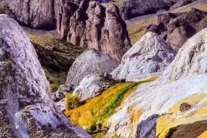 Termas de Los Hornos: el tesoro escondido de Fiambal que emerge entre volcanes