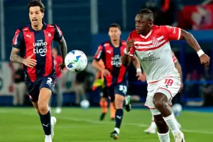 Estudiantes le gan sobre la hora a Cerro Porteo y suea con clasificar a los cuartos