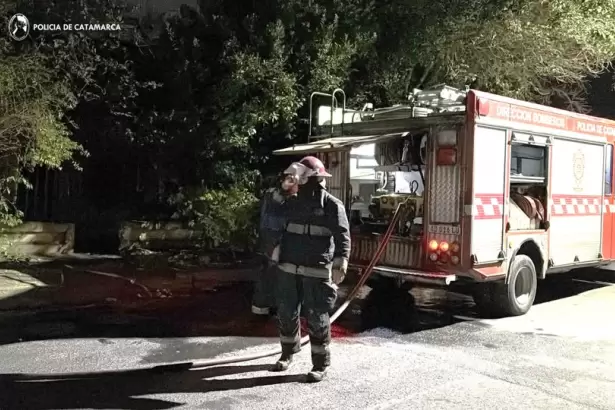 Catamarca: voraz incendio destruy� por completo una vivienda